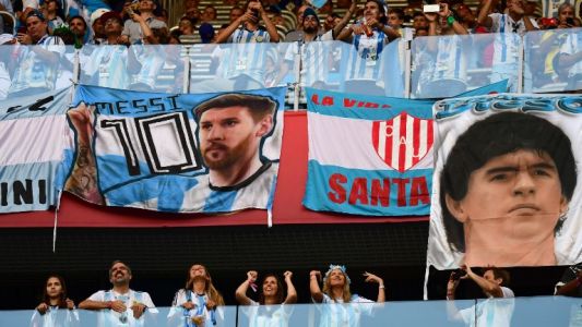 Los argentinos ya juegan su partido en el estadio de San Petersburgo