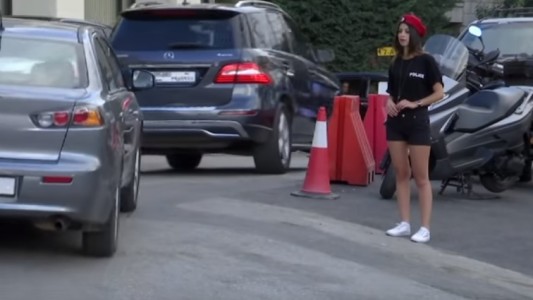 Mujeres policía con mini shorts en Líbano: "Queremos cambiar la sombría imagen"