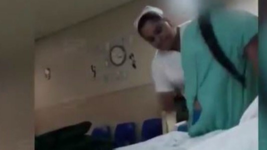 Una enfermera golpeó a una nena en un hospital de México: el video que indignó a todos