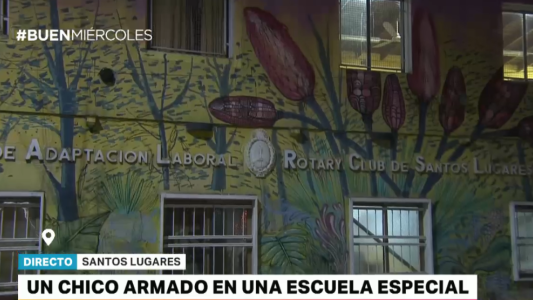 Un chico de 16 años con retraso madurativo fue armado a la escuela