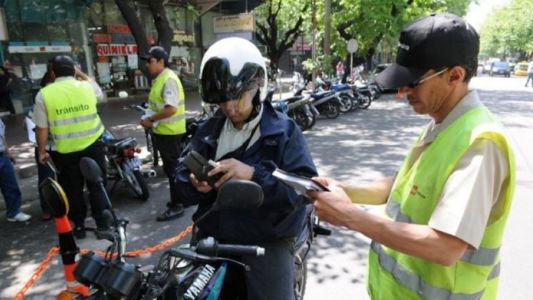 Un infractor escribió una desopilante carta para que le perdonen una multa y se volvió viral