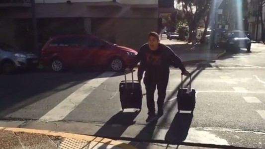 El "Chapu" Martínez volvió de Rusia y realizó un insólito video para su bidet