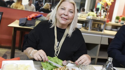 La irónica respuesta de Carrió a la cena de Macri con radicales