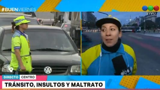 "Te pueden empujar y escupir, creen que somos los malos"