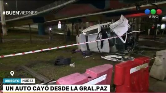 Un auto cayó desde la General Paz: el conductor sobrevivió