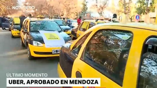 A pesar de la protesta de taxistas, aprobaron la ley que permite a Uber en Mendoza