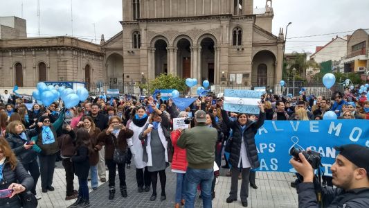 Polémica en La Rioja: asueto y transporte gratis para empleados municipales antiaborto