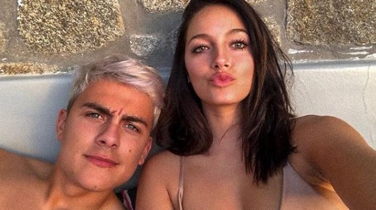 Polémica por exceso de Photoshop en la tapa de una revista con Oriana Sabatini y Paulo Dybala