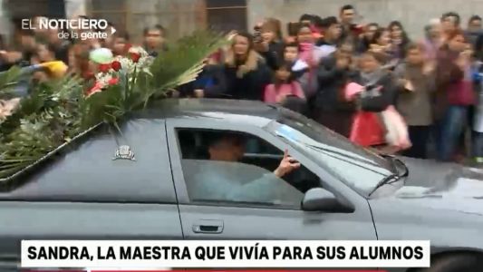 Explosión en la escuela: dolor y mensajes de despedida a las víctimas