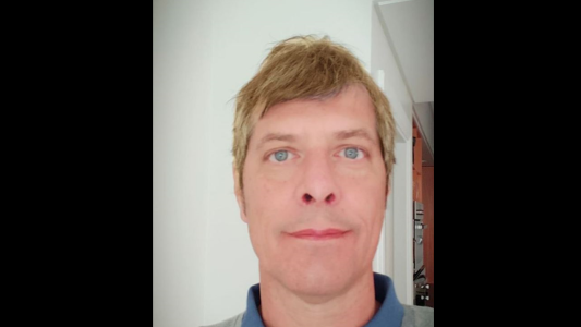 Pergolini se "tiñó" de rubio, lo criticaron y se enojó con sus seguidores