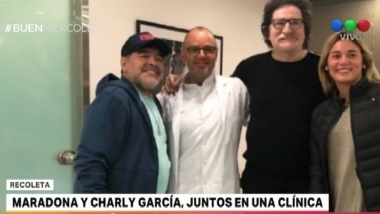 Maradona y Charly García, juntos en una clínica