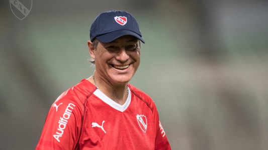 El mensaje de Holan a Boca: "Dimos 30 años de ventaja y estamos 18 a 18"