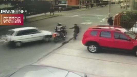 Vio a motochorros robando y los atropelló