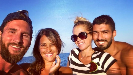 Messi y Antonela disfrutan el final del verano europeo