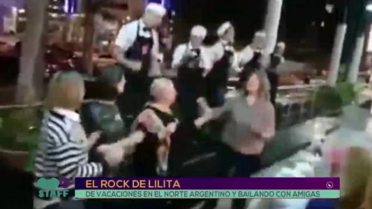 Lilita Carrió, bailando con amigas