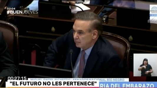 Pichetto: "El futuro no les pertenece"