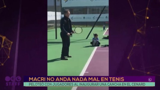 Macri no anda mal en tenis