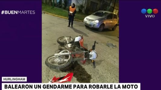 Balearon a un gendarme para robarle la moto