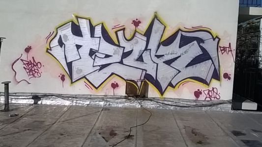 Palermo: un chico de 17 años estaba haciendo grafiti, pensó que era un ladrón y lo mató