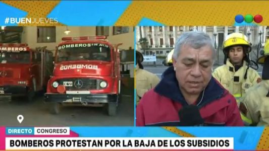 Sirenazo en el Congreso: los bomberos voluntarios protestan por el recorte de los subsidios