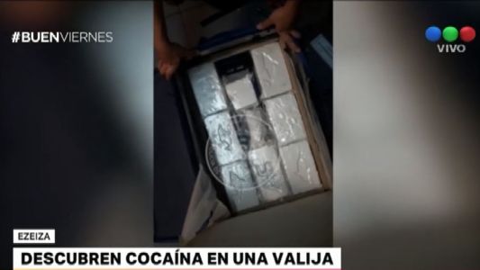 Ezeiza: detienen a un brasileño con 15 kilos de cocaína en sus valijas