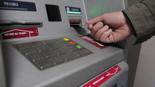 Estafa en Neuquén: le dijeron que había ganado un premio y le robaron 250 mil pesos