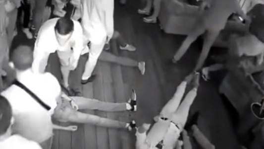 Terminator ruso: "knock out" masivo en un boliche