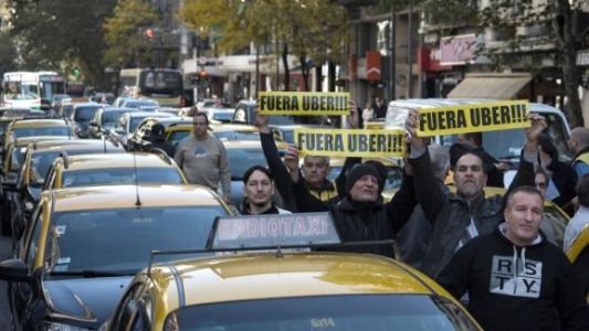 La Corte Suprema rechazó un recurso de taxistas contra Uber