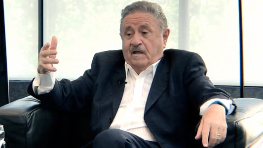 Duhalde: "Así no se puede seguir"