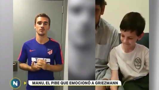 Manu, el nene que emocionó a Antoine Griezmann