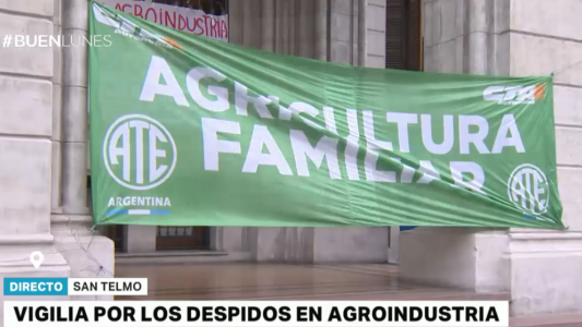 Vigilia por los despidos en Agroindustria