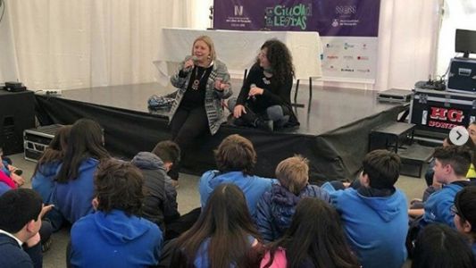 Neuquén: un colegio religioso sacó a sus alumnos de una charla sobre una novela lésbica