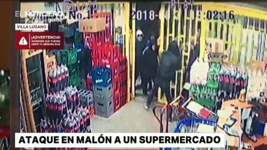 Impactante: así atacaron un supermercado chino de Lugano