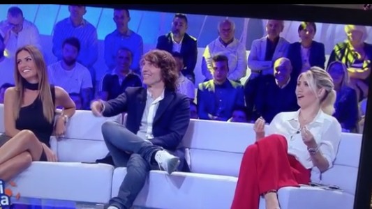 Wanda Nara debutó como panelista en la TV italiana y generó polémica