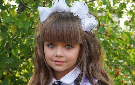 "La nena más linda del mundo" arrancó el colegio y arrasó en las redes sociales