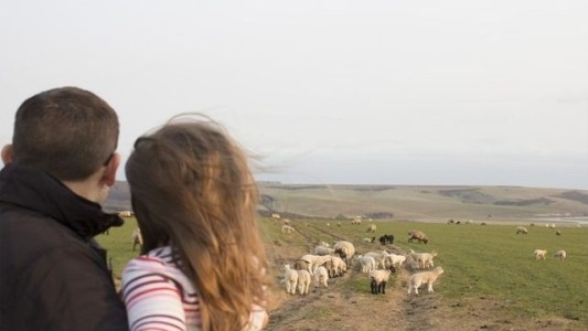 La historia del hombre que quiso entregar a su hija de 7 años como esposa para evitar un destino peor