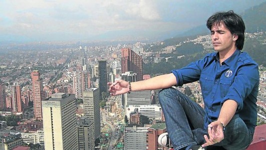 El hipnotizador Tusam anunció que buscará tener un hijo alquilando un vientre