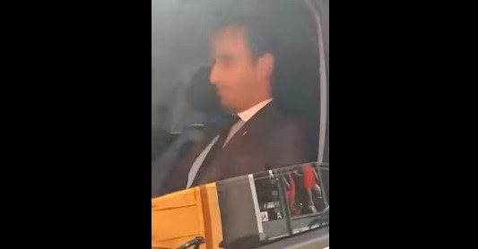 Video: escracharon a un ex fiscal por robar 10 pesos