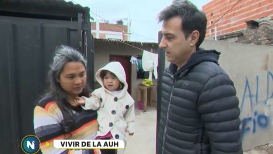 Lejos de la city, la crisis golpea fuerte a quienes cobran las AUH
