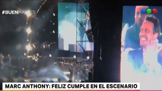 Marc Anthony emocionado: le cantaron el feliz cumpleaños en su show