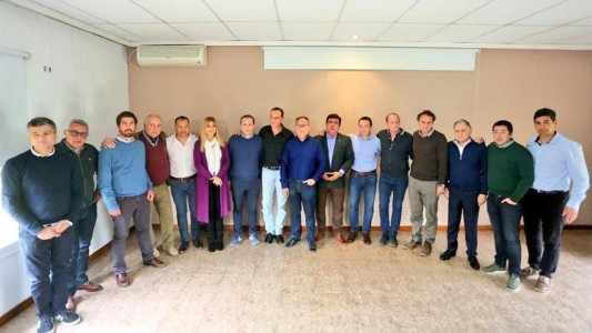 Intendentes del PJ declararon la emergencia social, económica, educativa y alimentaria