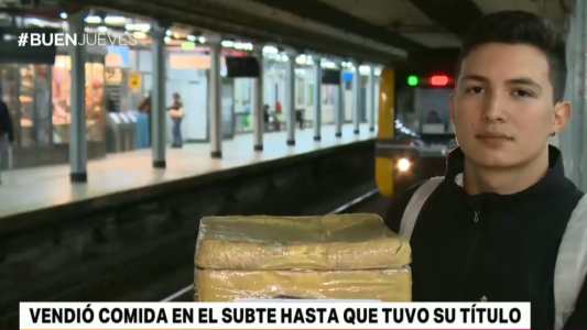 Historia inspiradora: vendió comida en el subte para poder recibirse de enfermero