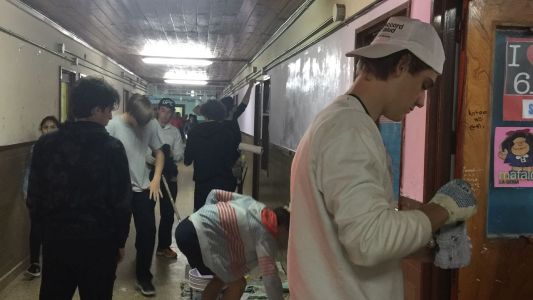 Estudiantes se unen por otros estudiantes