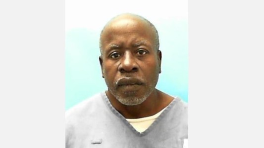 Horror en EE.UU: mató a su compañero de celda, le arrancó los ojos y se hizo un collar con una oreja