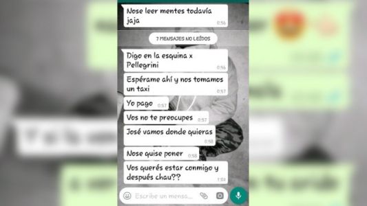 Los supuestos chats de la maestra que acosó a un alumno de 13 años: "Quiero besarte todo"