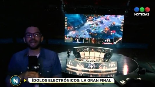 Así vivimos la final del videojuego más famoso del mundo, a estadio lleno