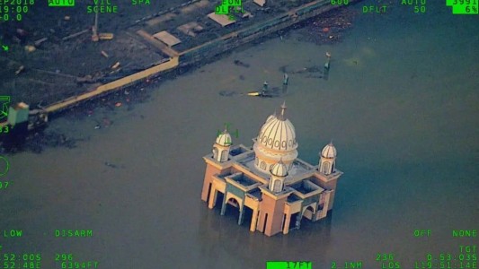 Impresionantes imágenes aéreas tras el terremoto y el tsunami en Indonesia