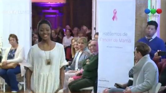 Moda solidaria: buscan concientizar sobre la importancia de la detección precoz del cáncer de mama