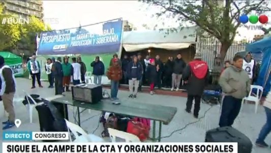 Acampe de la CTA y organizaciones sociales en el Congreso