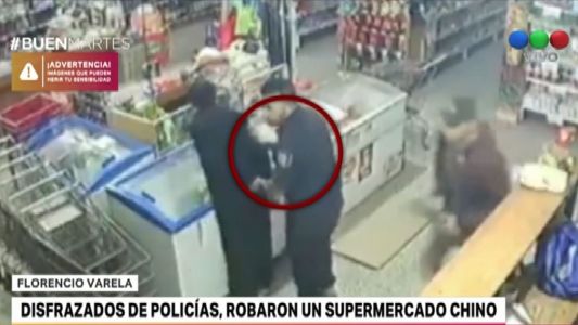 Disfrazados de policías, robaron un supermercado chino